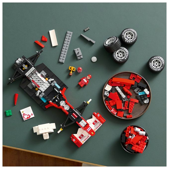 Ferrari F2004 und Michael Schumacher 
