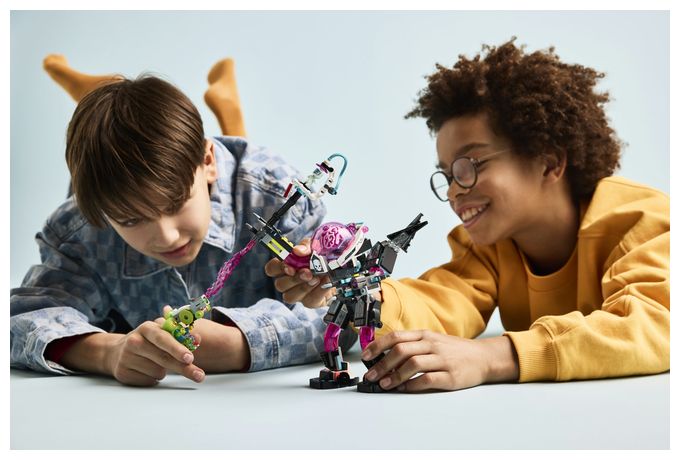 Mateo vs. Cyberhirn-Mech 