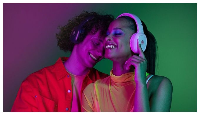 Over Ear Bluetooth Kopfhörer kabellos 14 h Laufzeit  Basic (Weiß) 