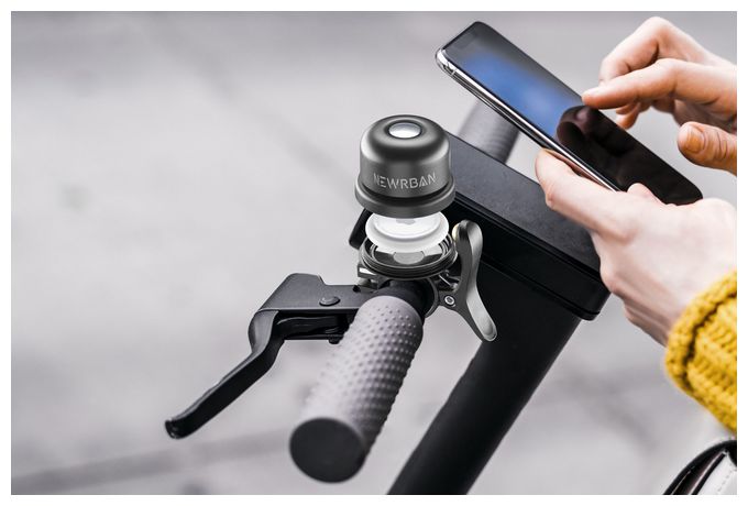 BELL WITH AIRTAG HOLDER 