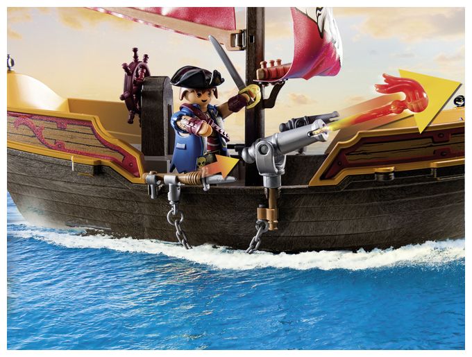 Kleines Piratenschiff 