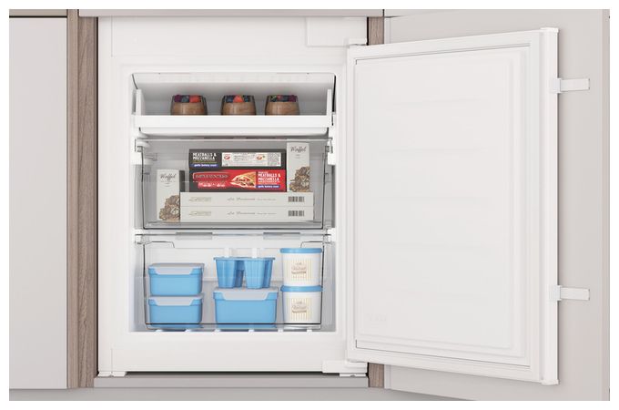 182 l / 68 l Einbau Kühl-/Gefrierkombination 179 kWh NoFrost PCITN18S3 