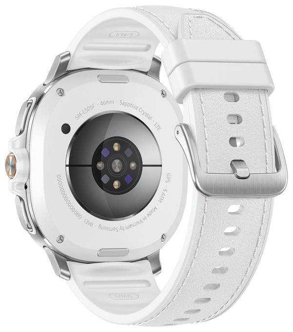 Digital 46 mm Smartwatch Rund IP68 30 h 327 ppi 4G  Galaxy Watch8 Classic (Silber) 
