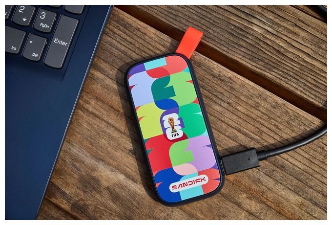 1 TB SSD  Portable FIFA World Cup 2026 Edition (Mehrfarbig) 
