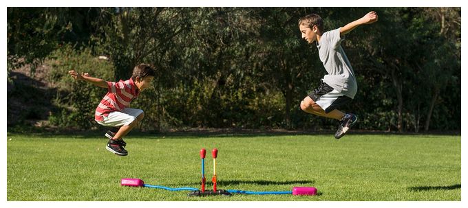 Stomp Rocket Dueling 