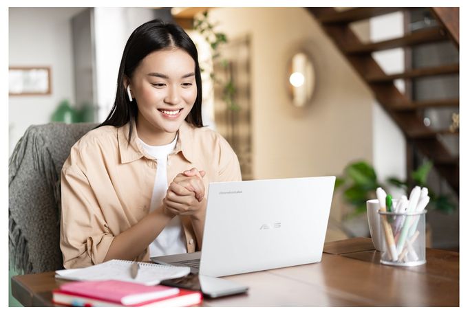 Full HD Notebook 35,6 cm (14 Zoll) 1920 x 1080 Pixel 256 GB UFS ChromeOS Intel® Core™ i5 max. 4,6 GHz  Chromebook Plus CX3402CVA-MW0347 (Weiß) 