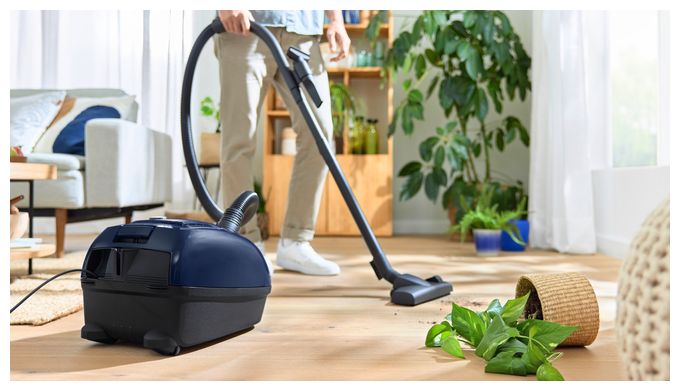 Bodenstaubsauger mit Staubbeutel 600 W PureAir  Serie 4 BGD38BU2 (Blau) 