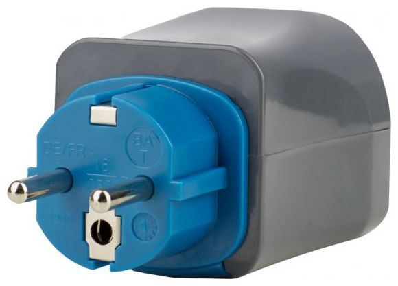 Weltreisestecker geerdet 