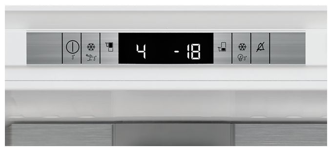 215 l / 69 l Einbau Kühl-/Gefrierkombination 223 kWh NoFrost GKNI25942FN 