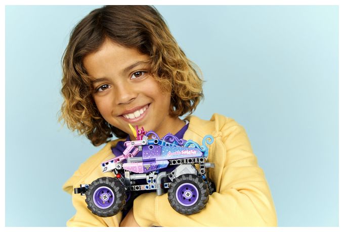 Monster JamTM Sparkle SmashTM mit Rückziehmotor 