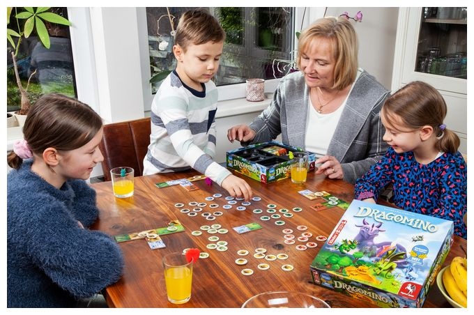 Brettspiel bis zu 4 Spielern ab 5 Jahr(e) 57111G Dragomino 