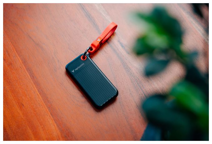 1 TB SSD M.2  Pocket (Schwarz, Rot) 