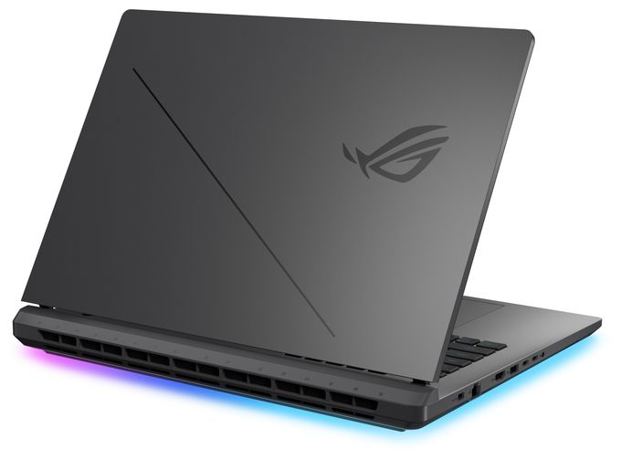 G815LR-TT281W 