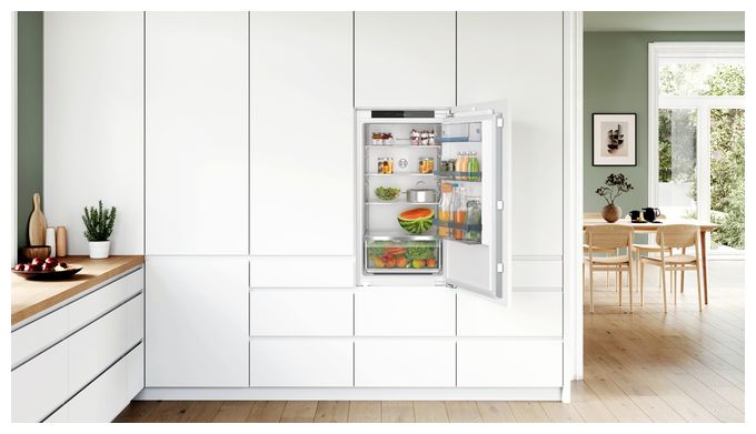165 l 102,5 cm Einbaukühlschrank EEK: E 96 kWh Jahr Serie 4 KIR31VFE0 