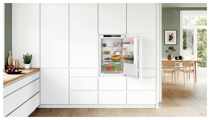 136 l 88 cm Einbaukühlschrank EEK: D 74 kWh Jahr Serie 6 KIR21ADD1 