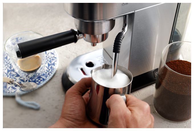 Siebträger Kaffeemaschine 15 bar 1300 W  EC885.M Dedica Arte (Silber) 