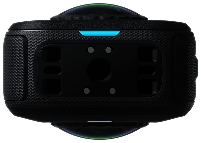 7680 x 3840 Pixel Aktion Kamera 170° 120 MP  X6 Standard Bundle (Schwarz) 
