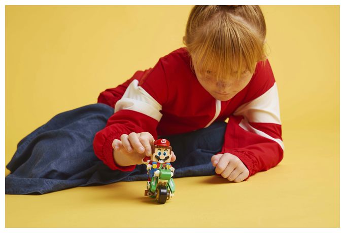 Mario KartTM – Yoshi–Bike 