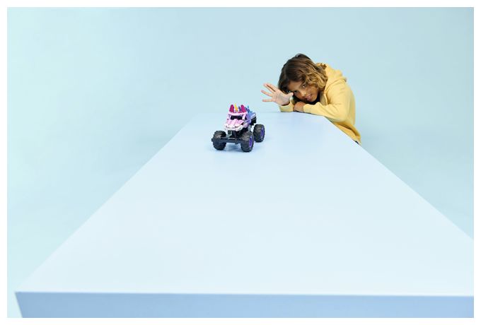 Monster JamTM Sparkle SmashTM mit Rückziehmotor 
