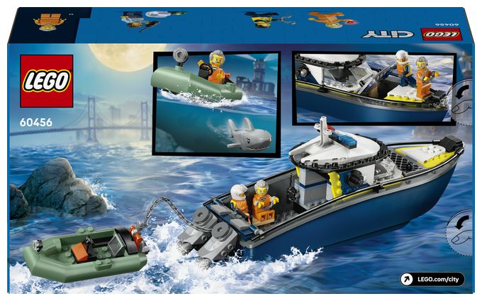 Verfolgungsjagd im Polizeiboot 