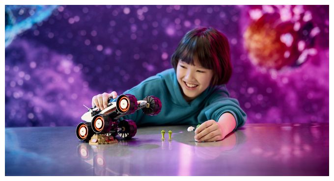 Weltraum-Rover mit Außerirdischen 