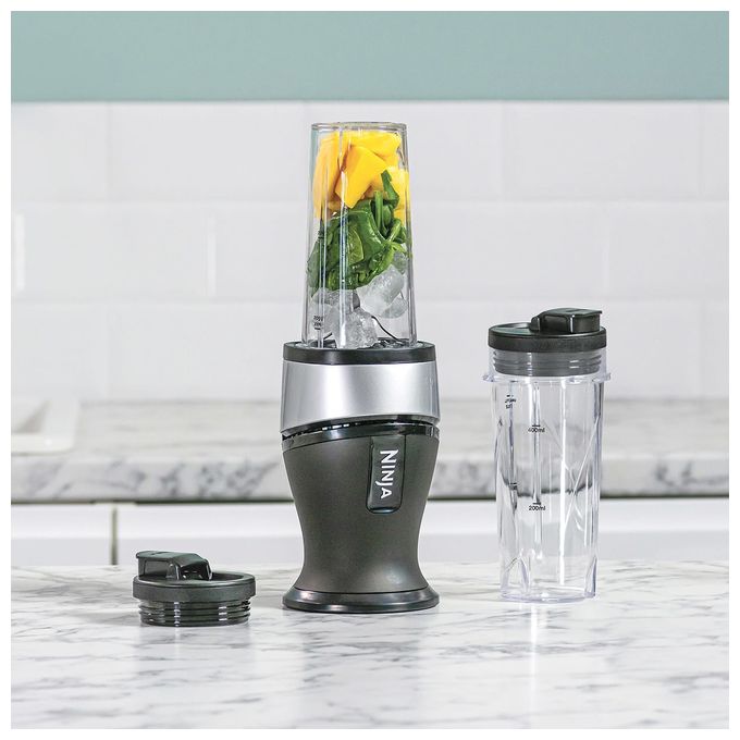 0,47 l Standmixer 700 W  QB3001EU Mixer & Smoothie Maker (Schwarz, Silber) 