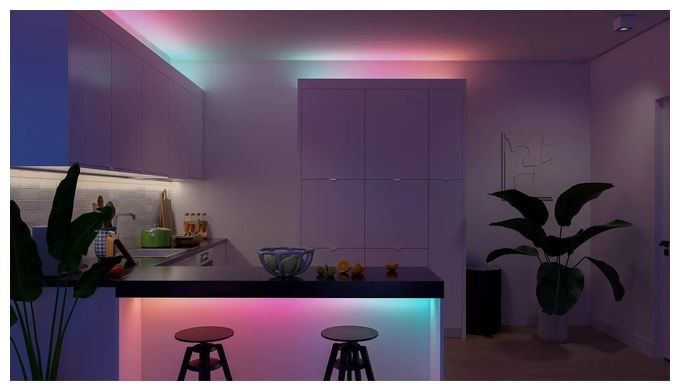 Intelligenter Leuchtstreifen 5000 mm Multi Hue LED-Lightstrip Gradient Essential 5 m 