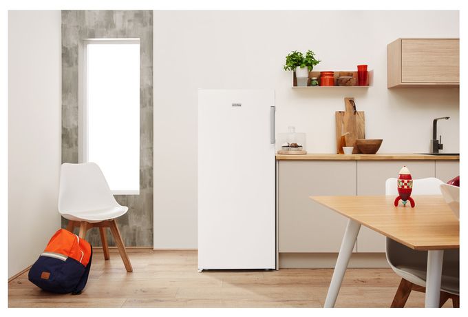 179 l Gefrierschrank 213 kWh Jahr NoFrost  PFVN246W (Weiß) 