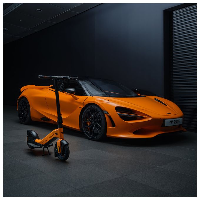 924 W E-Scooter 12 Ah 62,4 km Reichweite 16,2 kg  Advance+ McLaren Edition (Orange) 