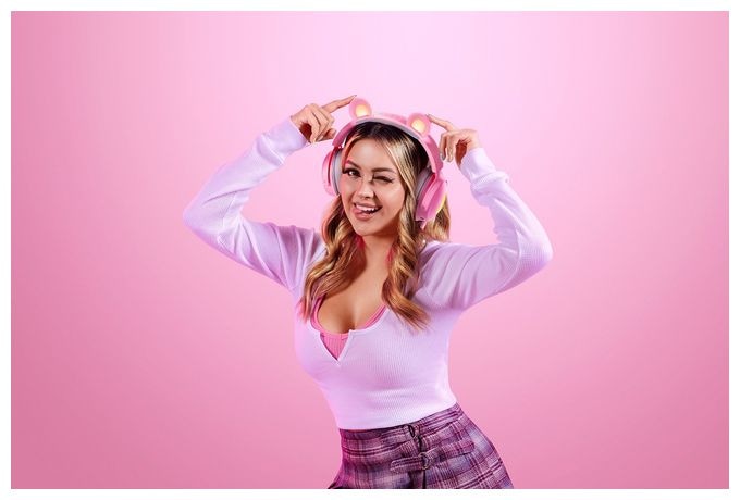 Over Ear Kopfhörer Kabelgebunden USB Typ-A  Kraken Kitty V2 Pro (Pink) 