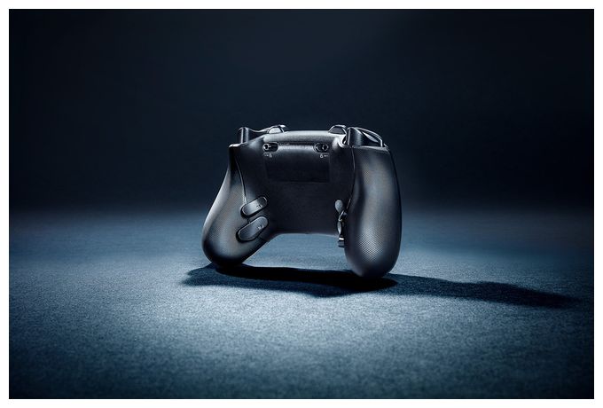 Analog Gamepad für PC, Xbox Series S, Xbox Series X  Wolverine V3 Pro (Schwarz) 