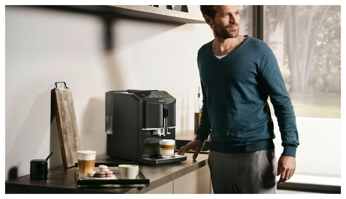 Kaffeevollautomat 15 bar 1,4 l 250 g  EQ300 TF301E19 (Schwarz) 