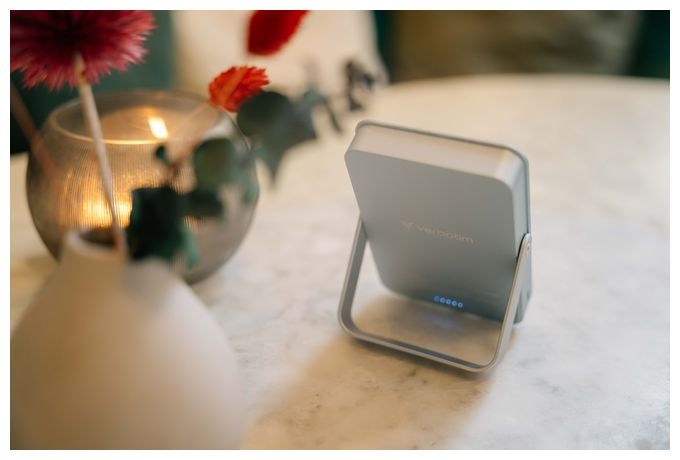 10000 mAh Powerbank USB Typ-C Kabelloses Laden  Charge 'n' Go Magnetic Wireless (Blau) 