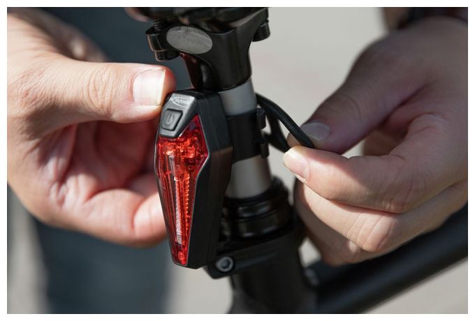 Heckbeleuchtung 1600-0553 Fahrradrücklicht LED 