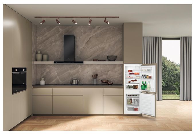 153 l / 79 l Einbau Kühl-/Gefrierkombination 175 kWh KGIS16F3P 