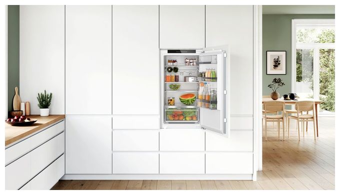 165 l Einbaukühlschrank EEK: D 77 kWh Jahr Serie 6 KIR31ADD1 