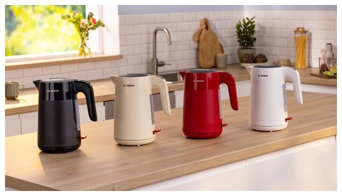 1,7 l Wasserkocher 2400 W  TWK2M164 MyMoment (Schwarz, Grau, Rot) 