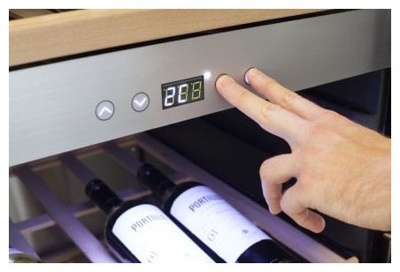 Weinkühler Freistehend 2 Zonen 126 Flasche(n) WineComfort 1260 Smart 