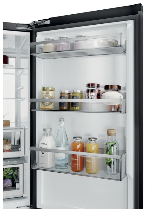 247 l / 137 l Kühl-Gefrierkombi freistehend NoFrost 222 kWh Jahr  CST9619DNGBW (Schwarz) 