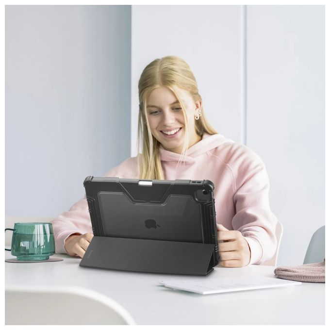 Folio aus Kunststoff für Apple iPad Air 10.9" (20/22)/11" (24/25) bis 27,9 cm (11") Stoßfest, Schmutzabweisend, Staubresistent, Schlagfest, Kratzresistent, Schockresistent mit Magnetverschluss (Schwarz) 231007 Protection 