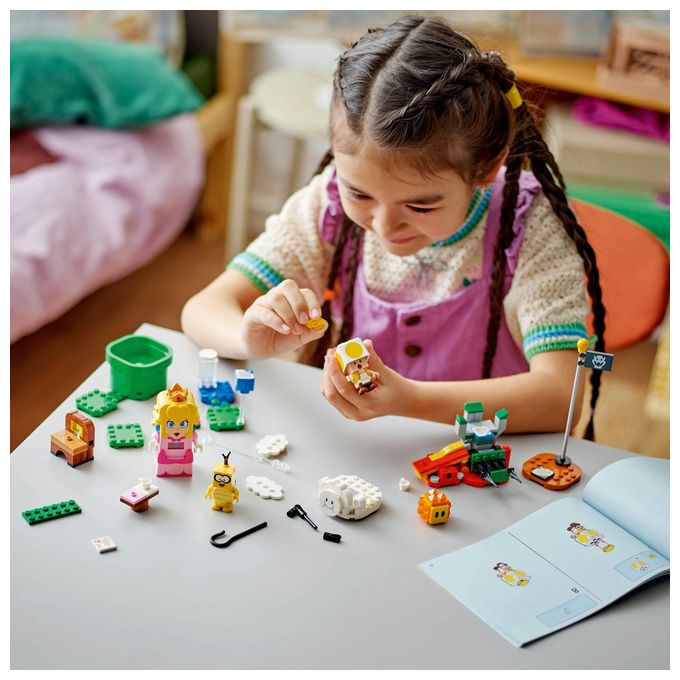 Abenteuer mit der interaktiven LEGO® Peach™ 