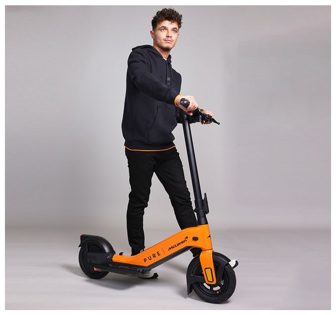 924 W E-Scooter 12 Ah 62,4 km Reichweite 16,2 kg  Advance+ McLaren Edition (Orange) 
