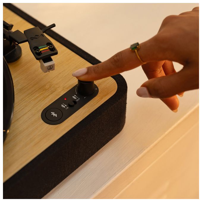 Audio-Plattenspieler mit Riemenantrieb  Revolution Signature (Schwarz, Holz) 