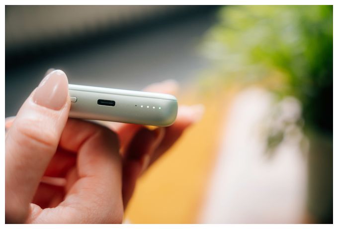 10000 mAh Powerbank USB Typ-C Kabelloses Laden  Charge 'n' Go (Grün) 
