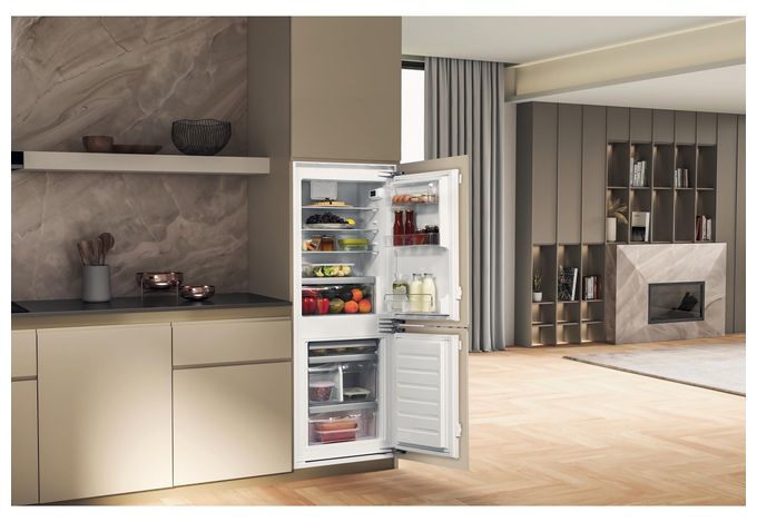 153 l / 79 l Einbau Kühl-/Gefrierkombination 175 kWh KGIS16F3P 