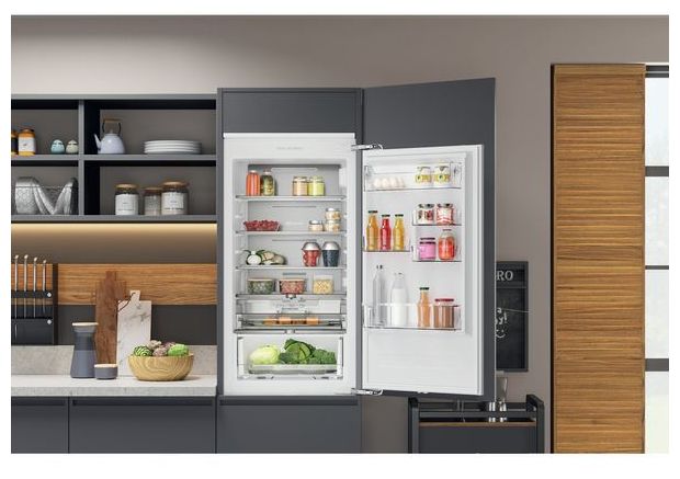 182 l / 68 l Einbau Kühl-/Gefrierkombination 224 kWh NoFrost KGITN18F2M 