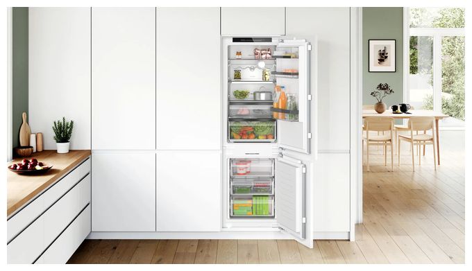 184 l Kühlteil 76 l Gefrierteil 177,5 cm Einbau Kühl-/Gefrierkombination NoFrost Serie 6 KIN86SDD0 