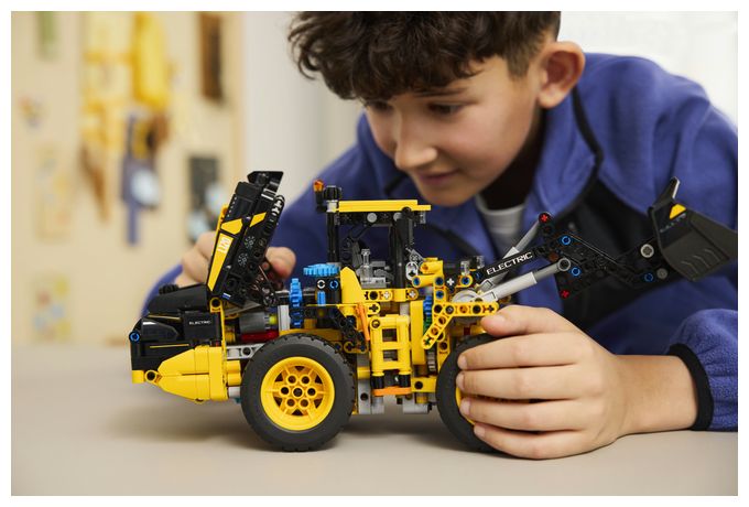 Volvo L120 Electric Radlader 