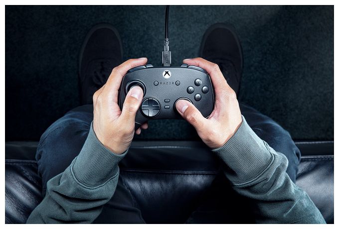 Analog Gamepad für PC, Xbox Series S, Xbox Series X  Wolverine V3 Tournament Edition (Schwarz) 