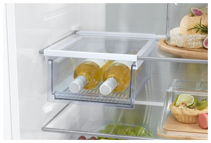289 l / 100 l Einbau Kühl-/Gefrierkombination 206 kWh NoFrost BRB38G705DWW 